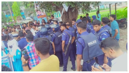 ছাত্রদলের ধাওয়ায় বৈষম্যবিরোধীর ৩ শিক্ষার্থী আহত
