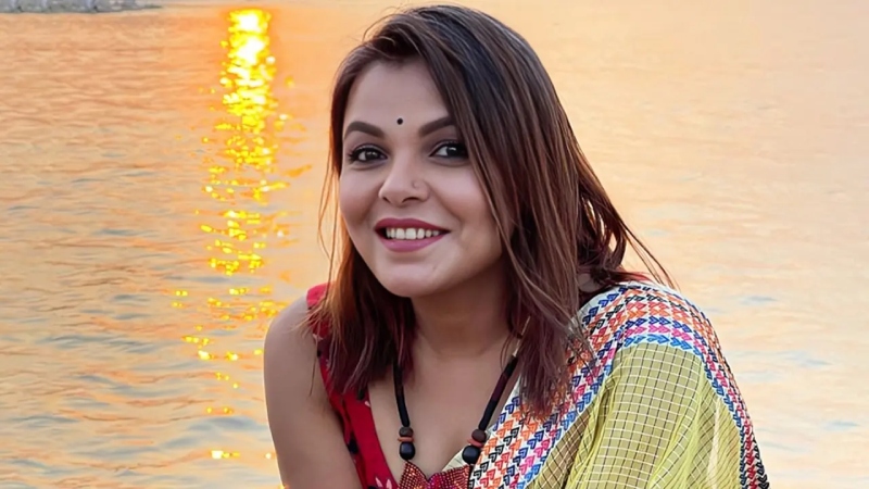 অভিনেত্রী শাওনের বিরুদ্ধে গ্রেপ্তারি পরোয়ানা 