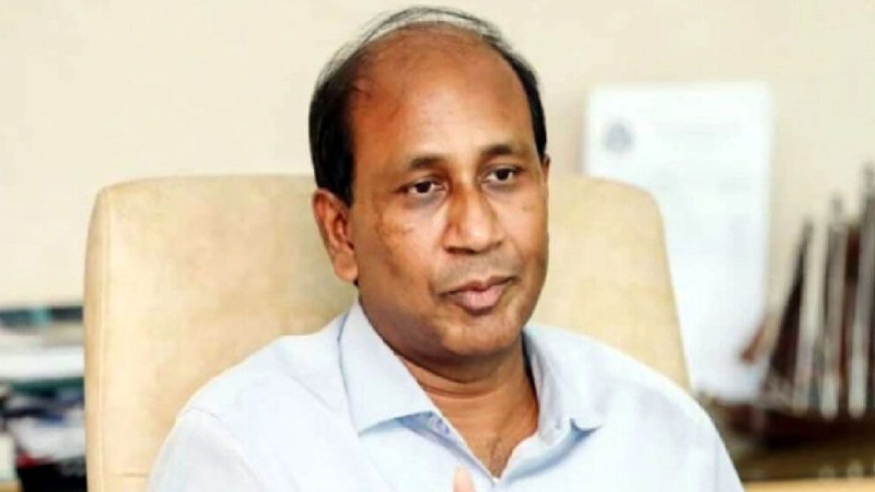 সাবেক পুলিশ কর্মকর্তা মনিরুল ইসলাম নারীসহ আটক! যা জানা গেল