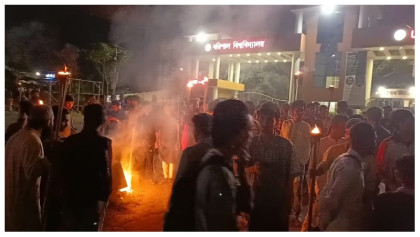 জিডির প্রতিবাদে জ্বললো টায়ার, অবরুদ্ধ বরিশাল-কুয়াকাটা মহাসড়ক