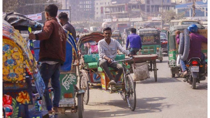 নিয়ন্ত্রণহীন ব্যাটারিচালিত অটোরিকশা: দেশে এক বছরে ৮৭০ দুর্ঘটনা, নিহত ৮৭৫