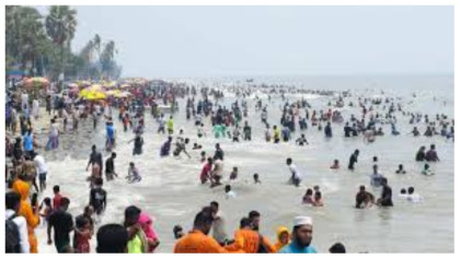 ৩ দিনের সরকারি ছুটিতে কুয়াকাটায় পর্যটকদের জনস্রোত