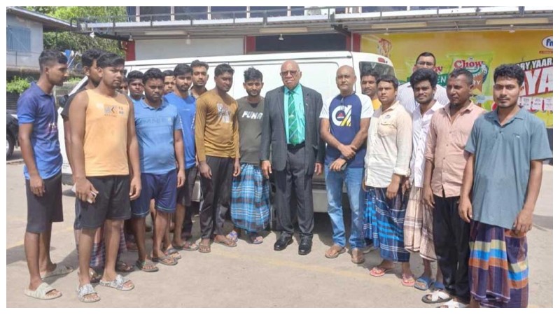 ফিজিতে বাংলাদেশিদের পাশে দাঁড়ালেন প্রধানমন্ত্রী