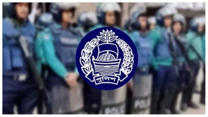 পুলিশের বিশেষ অভিযানে ২৪ ঘণ্টায় গ্রেপ্তার ১,১৩৭, অস্ত্রসহ বিপুল সরঞ্জাম উদ্ধার
