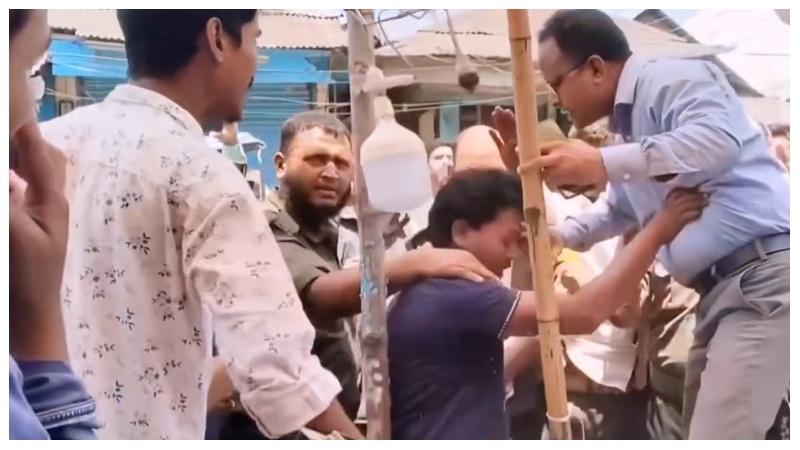 লালমনিরহাটে অবৈধভাবে নির্মিত দোকানপাট উচ্ছেদ অভিযানে বাঁধা