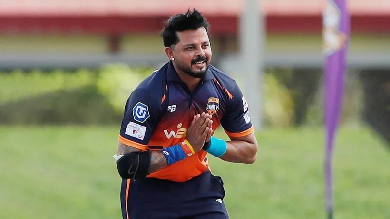 বিতর্কিত মন্তব্যে ফের নিষেধাজ্ঞার মুখে বিশ্বকাপজয়ী পেসার শ্রীশান্ত