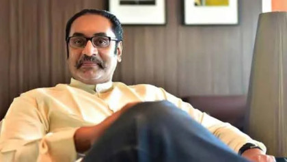 দ্বিতীয় কলে রূঢ়ভাবে জানানো হয়, সেদিনই যেতে হবে এবং সন্ধ্যার আগেই আমাকে ডিজিএফআই অফিসে যেতে হবে: পিনাকী