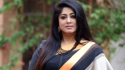 অভিনয় থেকে বিদায় নিচ্ছেন মৌসুমী? - জানালেন ওমর সানী