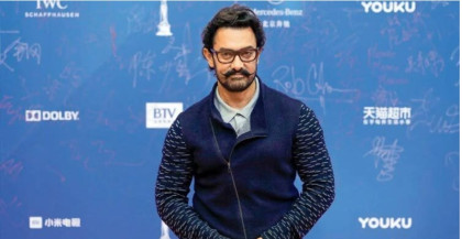 ষাটের কোঠায় পৌঁছেও যেভাবে আমির ধরে রেখেছেন নিজের ফিটনেস ও তারুণ্য