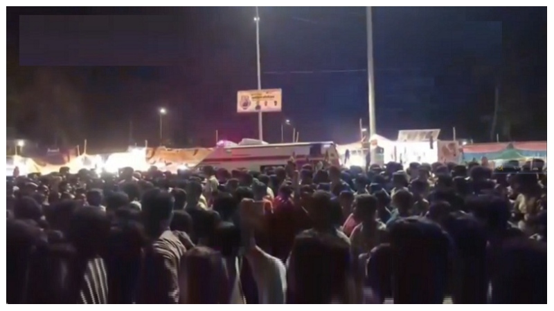 ভারতের মন্দিরে নিহত ৬, আহত অর্ধশতাধিক