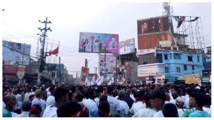 রংপুরে তিস্তা বাঁচাও পদযাত্রায় জনস্রোত
