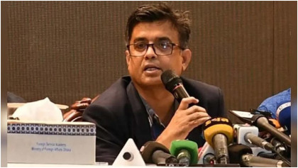 ‘যত লিখবেন, সরকার তত ভুল থেকে শিক্ষা গ্রহণ করবে’ — প্রধান উপদেষ্টার প্রেস সচিব শফিকুল আলম