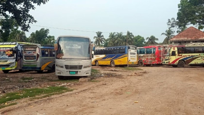 ভোলায় বাস শ্রমিক ধর্মঘট প্রত্যাহার, পাঁচ রুটে বাস চলাচল শুরু
