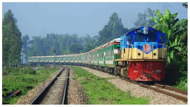 ঈদযাত্রায় দুর্ঘটনা রোধে যেসব ব্যবস্থা নিচ্ছে রেলওয়ে
