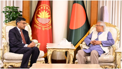 বাংলাদেশে বিনিয়োগ ও অর্থনৈতিক সহযোগিতা জোরদারে প্রধান উপদেষ্টার আহ্বান