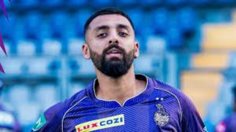 ভাল বল করেও শাস্তি পেলেন কেকেআরের বরুণ! কী অপরাধ করেছেন স্পিনার?