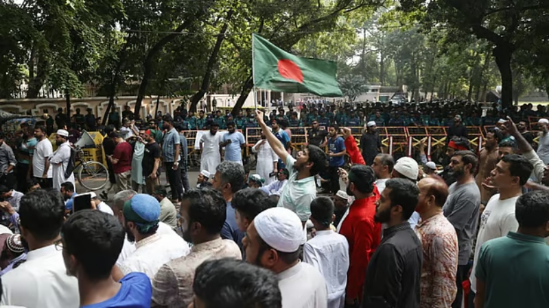 আওয়ামী লীগ নিষিদ্ধের দাবিতে বিক্ষোভ, জামায়াত-শিবির-হেফাজত এক মঞ্চে