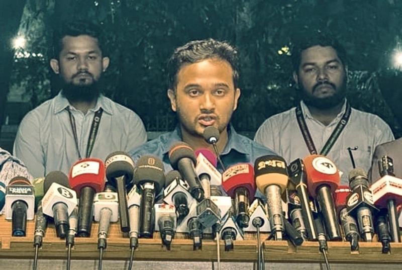 জুলাই স্মৃতি ফাউন্ডেশনের সিইও পদ থেকে স্নিগ্ধের পদত্যাগ