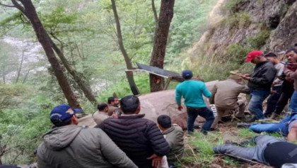 ভারতে হেলিকপ্টার দুর্ঘটনায় নিহত ৬, পাইলটের মরদেহ উদ্ধার