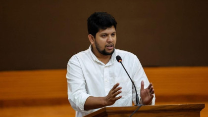 ঘোষণাপত্র নিয়ে টালবাহানার অভিযোগ, ছাত্রদের পক্ষে অবস্থান তথ্য উপদেষ্টার