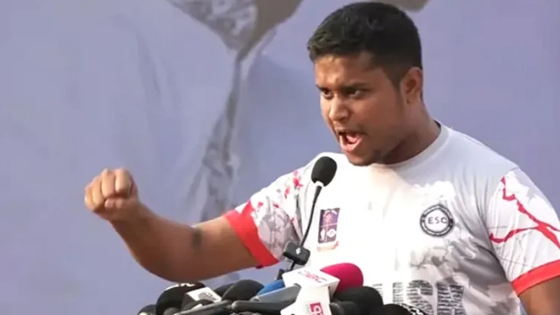 এক ঘণ্টার মধ্যে আওয়ামী লীগ নিষিদ্ধ না করলে কঠোর কর্মসূচি: হাসনাত 