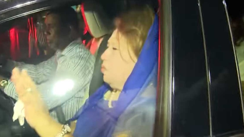 ফিরোজা থেকে ভাইয়ের বাড়ি, দুই পুত্রবধূকে নিয়ে গেলেন খালেদা জিয়া