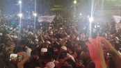 আ. লীগের কার্যক্রম নিষিদ্ধ ঘোষণায় শাহবাগে ছাত্র-জনতার উল্লাস