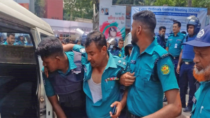 বিএনপি-আ.লীগপন্থি প্রকৌশলীদের সংঘর্ষ, আহত ১৫