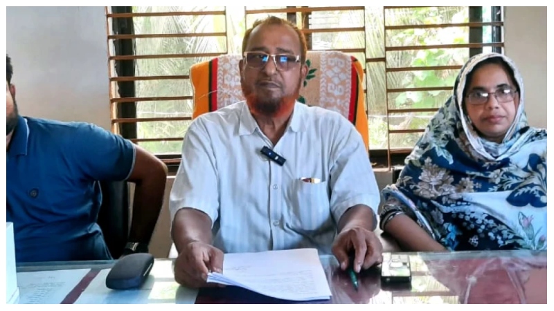 সংবাদ সম্মেলন ডেকে পদত্যাগ করলেন আওয়ামী লীগ নেতা